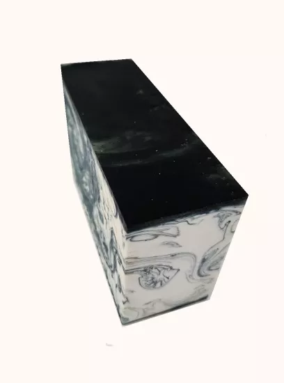 Siyah Beyaz Renk Katalin Hammadde